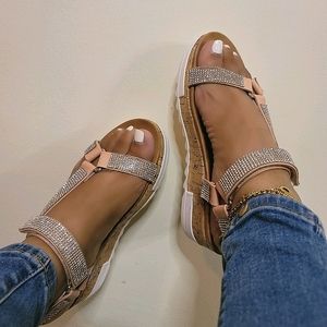 Catherine Malandrino Pink Sandals NWOT